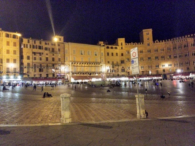 Piazza del Campo in Siena, Italy where I learned to find love after loss of trust.