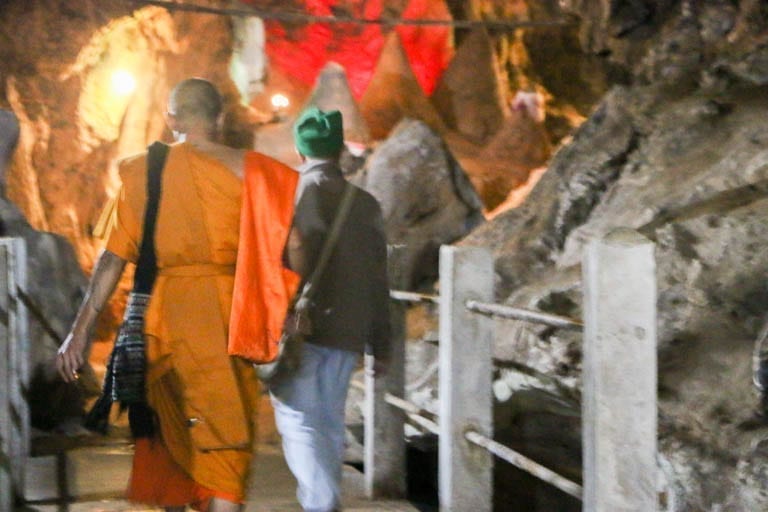 Chiang Dao cave and temple