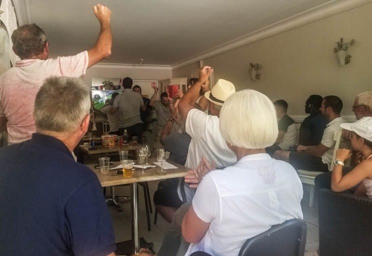 Watching France win the World Cup with villagers in Saint-Martin-le-Beau