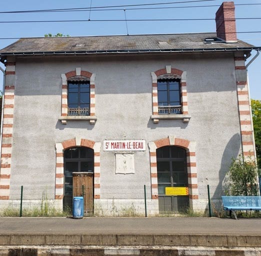 The train station at Saint-Martin-le-Beau is the definition of small Loire Valley town charm