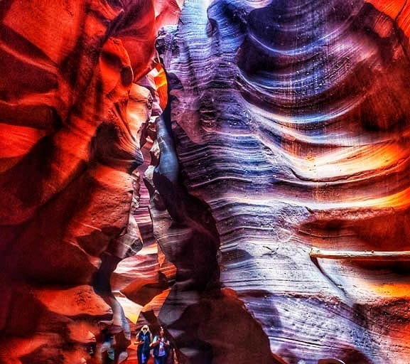 People walking in Antelope Canyon