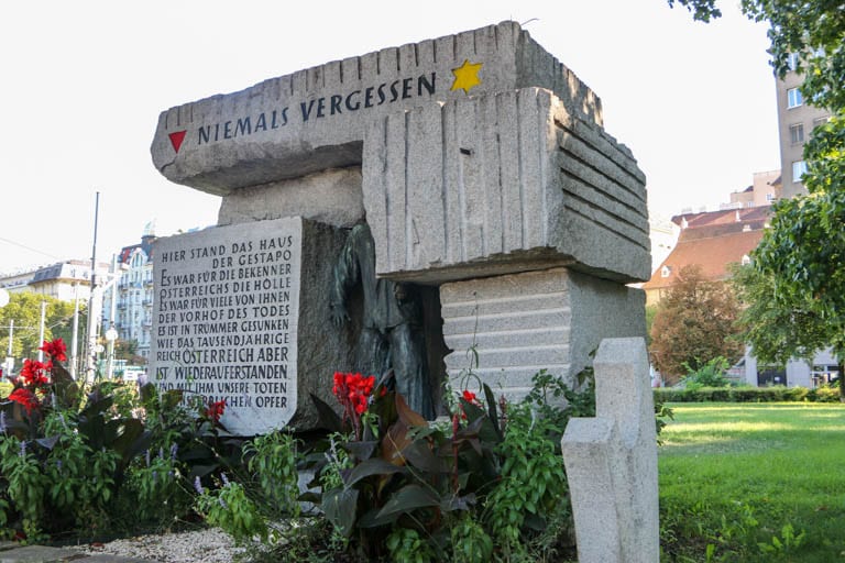 Niemals Vegessen, the site of the former Gestapo Headquarters on a walking tour of Hitler's Vienna