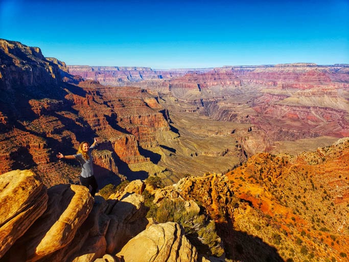 Hiking the South Kaibab Trail to Skeleton Point at Ooh Aah Point