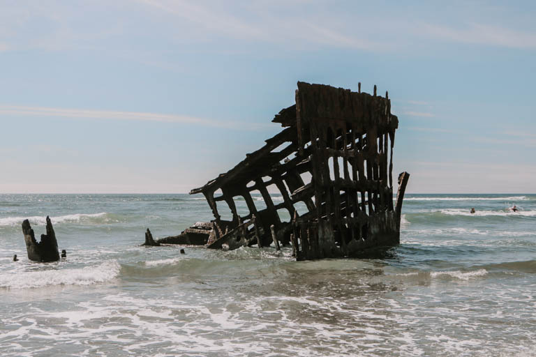 wreck of the peter iredale on the Oregon Coast