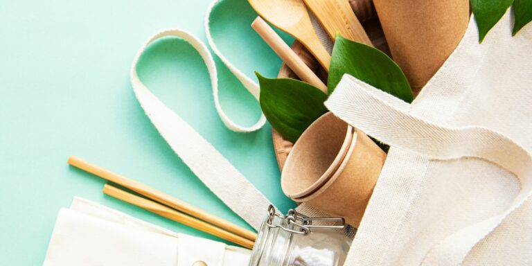Pack Your Own Zero-Waste Picnic Kit